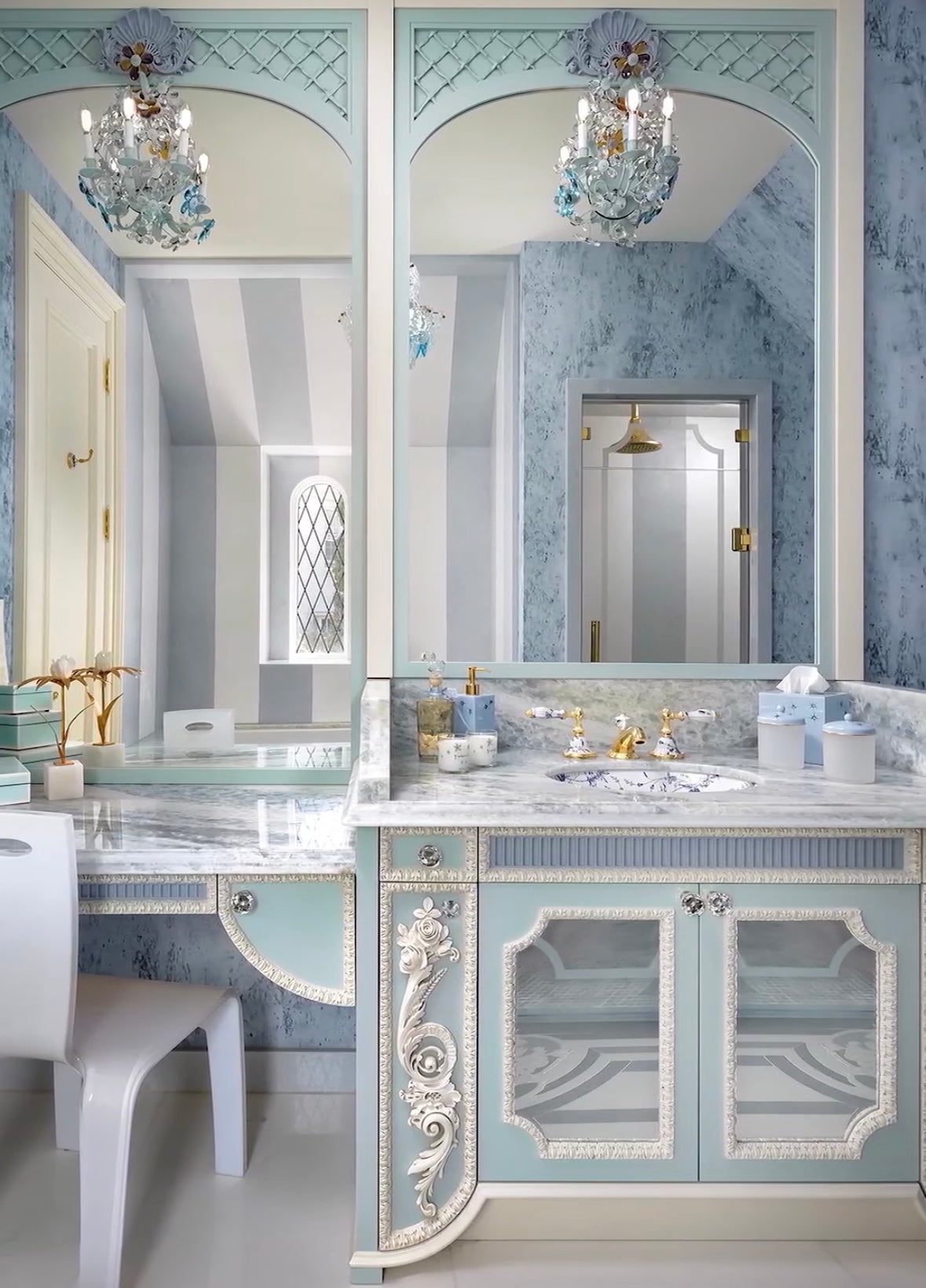 Designer showroom 20,000sf for Bath, Kitchen, Tiles & Lighting ...