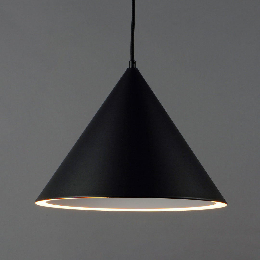 ET2 Abyss Pendant