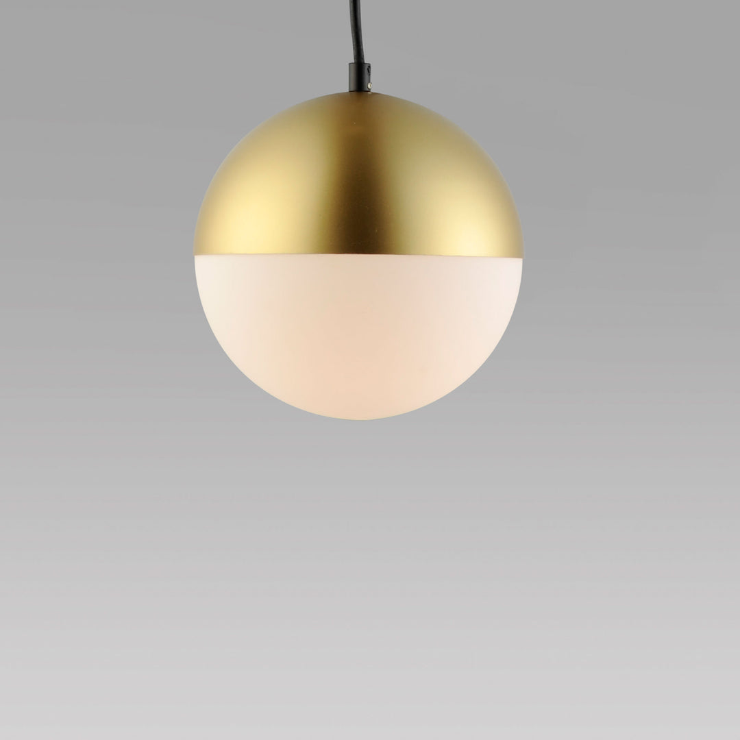 ET2 Half Moon Pendant
