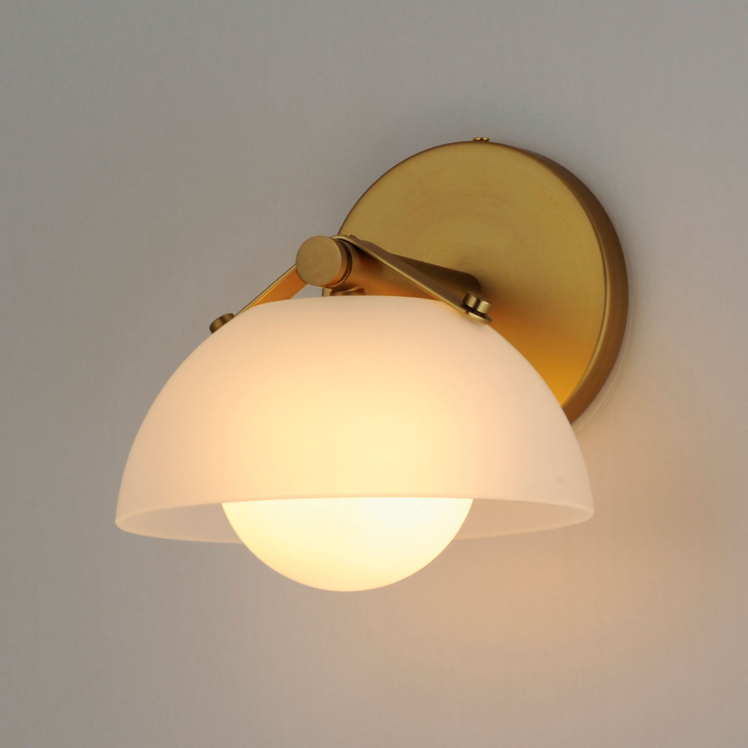 Maxim Domain Wall Sconce